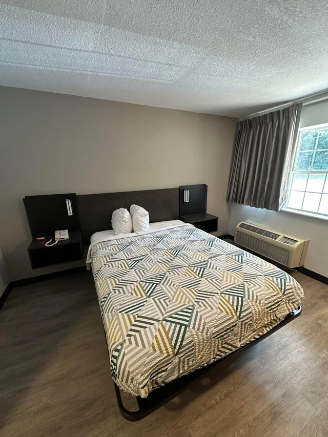غرفة بسرير كوين لغير المدخنين، Motel6 Columbus, GA - Columbus Airport 6/10