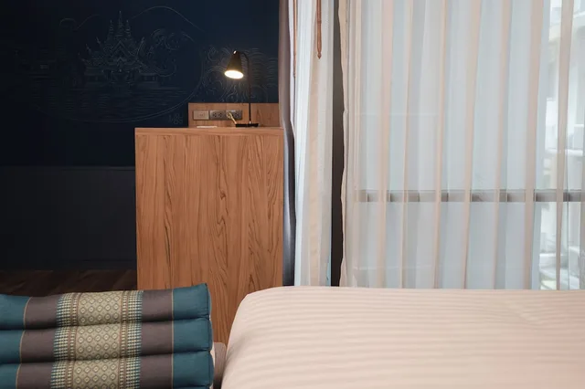 غرفة ديلوكس بسرير كينج، RakYim Siam - Sukhumvit 15 6/10
