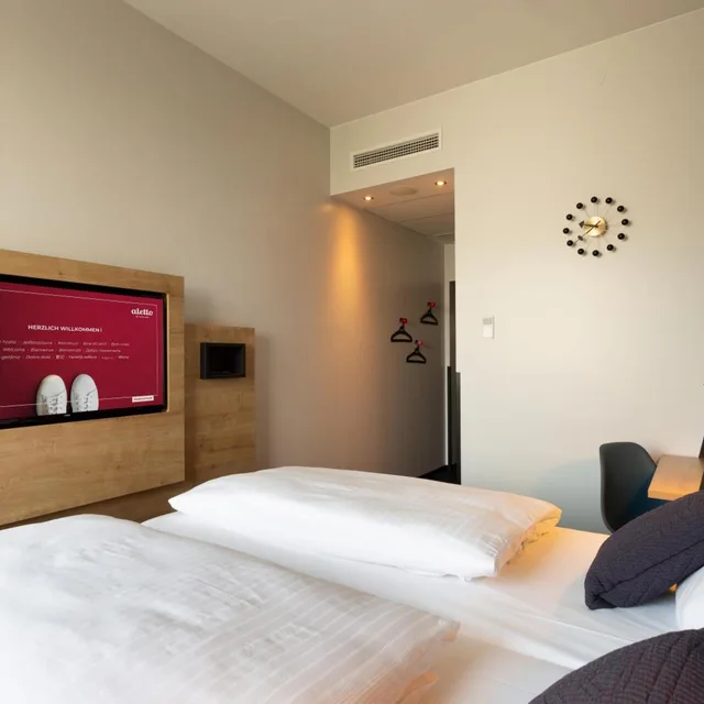 غرفة ثلاثية، Aletto Kudamm Hotel Hostel 6/10