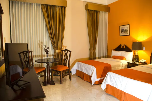 غرفة سوبيريور بسرير كوين، Hotel Royal Palace 1/6