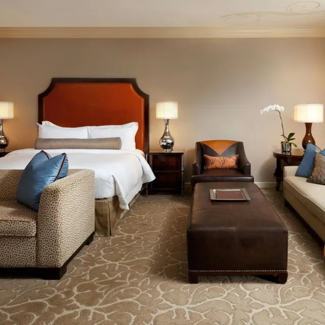 غرفة غراند فاخرة ركنية بسرير كينج، St Regis Hotel 2/3