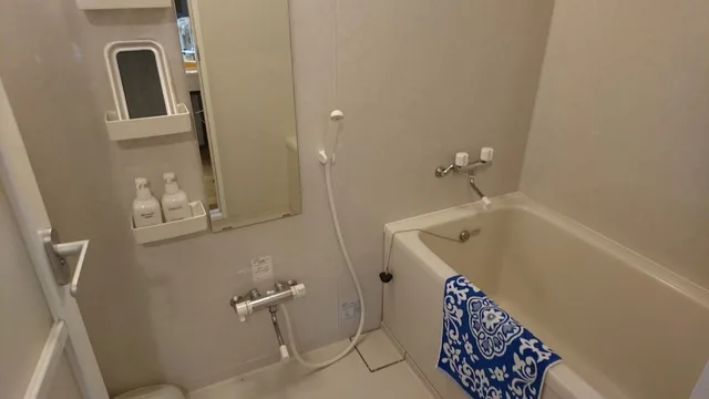 غرفة يابانية غربية بسريرين منفصلين وفرشتي فوتون، Hotel Shiga Sunvalley 2/2