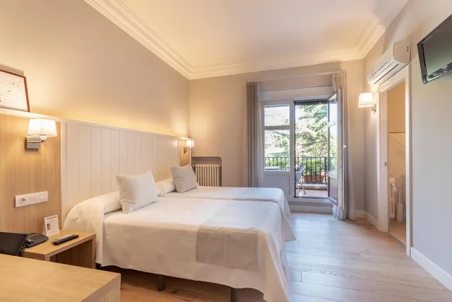 غرفة بسرير فردي، Hotel Artaza 1/4