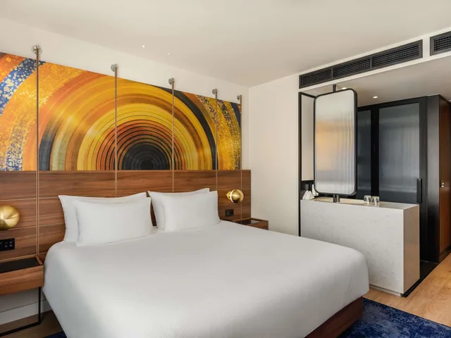 غرفة ديلوكس بسرير مزدوج، Pullman Budapest 1/7