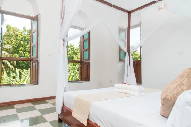 Deluxe, Double Bed, The Manor House By Sansi 1/5