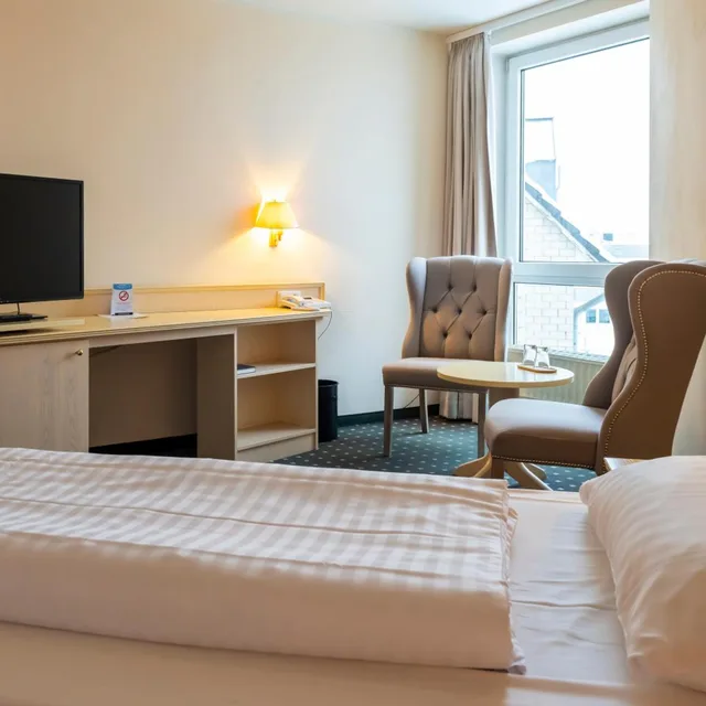 غرفة ثلاثية بسرير فردي، Hotel Astoria 3/7