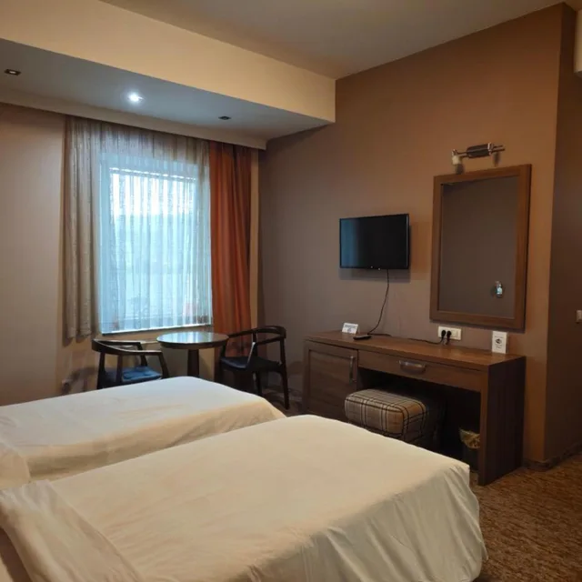 غرفة بسريرين منفصلين، Emka Hotel 2/8