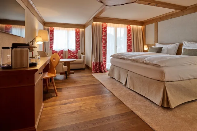 غرفة ديلوكس بسرير مزدوج وسرير فردي، EUROTEL VICTORIA LES DIABLERETS 1/4
