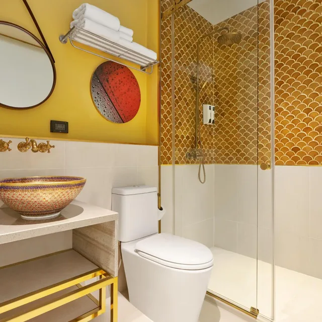 Superior, Queen Bed, Riva Vibe Hotel Bangkok 5/5