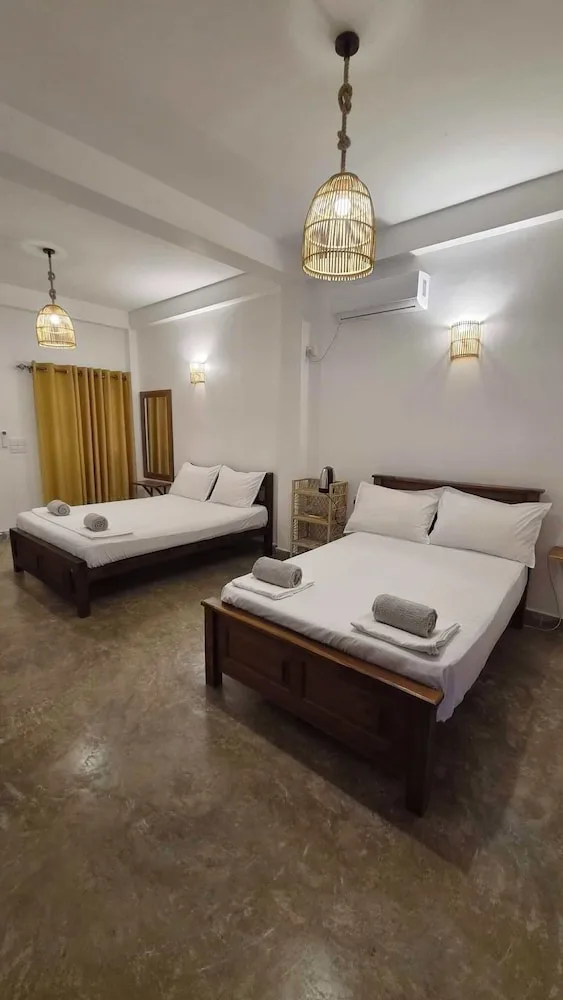 غرفة عائلية بسرير كوين وسرير فردي، Riverside Cabanas 5/10