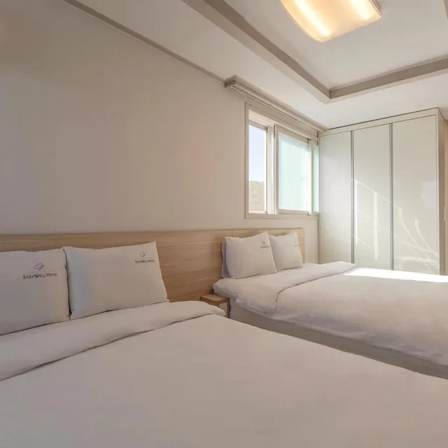 غرفة عائلية بسرير مزدوج، Staywell Hotel 8/10