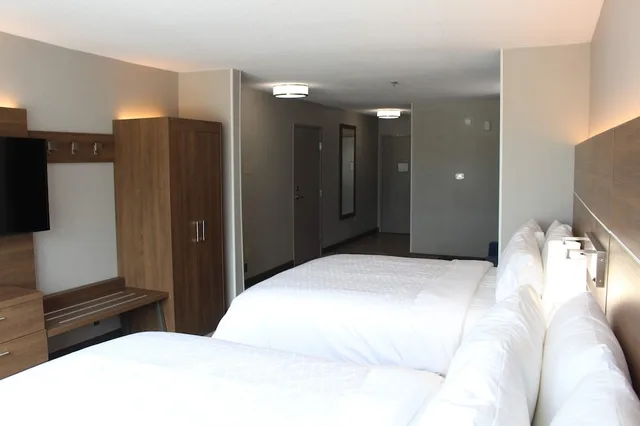 غرفة قياسية بسرير فردي، Holiday Inn Express Hotel And Suites Enterprise 1/9