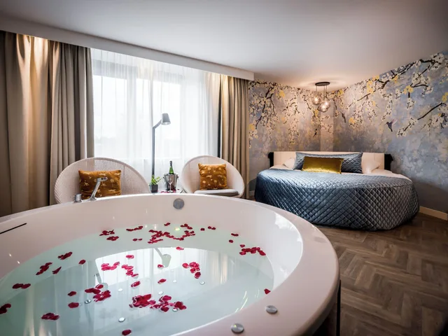 جناح، Van der Valk Hotel Maastricht 4/4