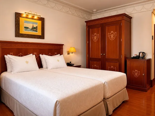 غرفة بسرير مزدوج، Hotel Inglaterra 1/10