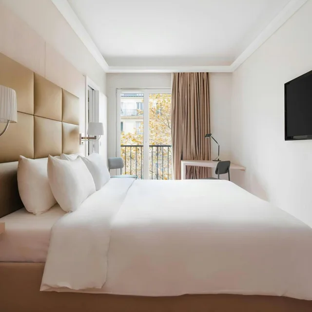 غرفة ديلوكس بسرير كينج بمطبخ صغير، L Edmond Hotel Parc Monceau 1/3