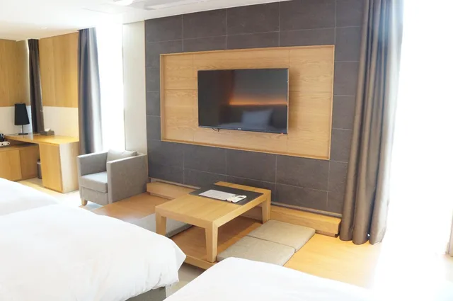 غرفة ديلوكس ثلاثية بحوض استحمام، Hotel Rian 2/10
