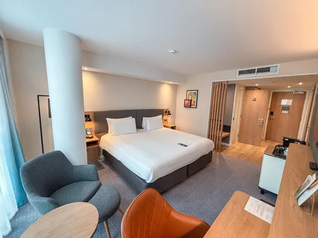 غرفة بريميوم بسرير كوين، Holiday Inn London - Whitechapel by IHG 2/10