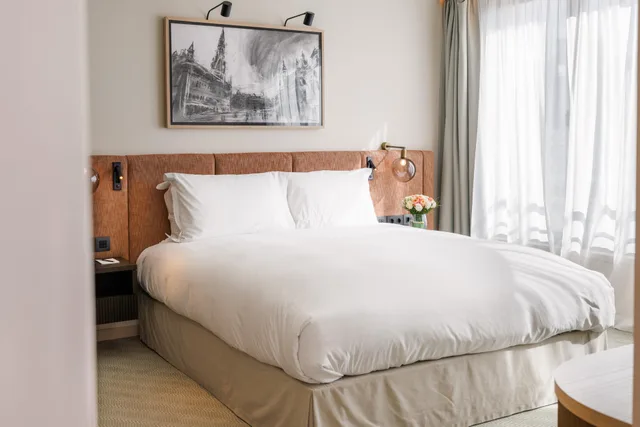 جناح تنفيذي بسرير كوين بشرفة بمنطقة جلوس، Sofitel Brussels Europe 2/3