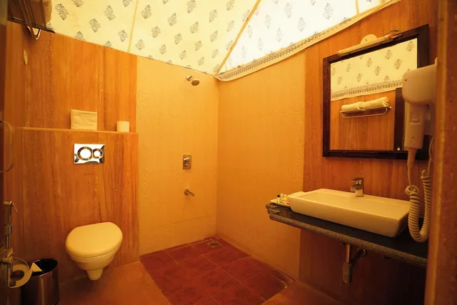 Regal, Tent, King Bed، Desert Springs Resort 5/9