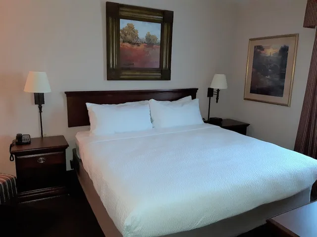 غرفة قياسية بسرير كينج، Quality Inn West Lafayette - University Area 2/7