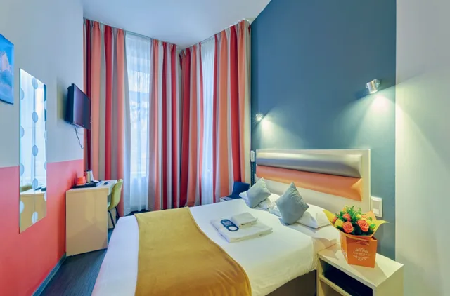 غرفة سوبيريور بسرير مزدوج، Adonis Hotel Strasbourg 3/6
