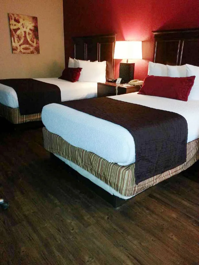غرفة بسريرين مزدوجين للمدخنين، Quality Inn & Suites West Helena 1/2