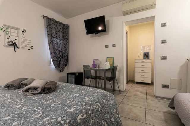 Elite, Triple, Queen Bed, Sofa, B&B Il Giardino Di Rebecca 5/9