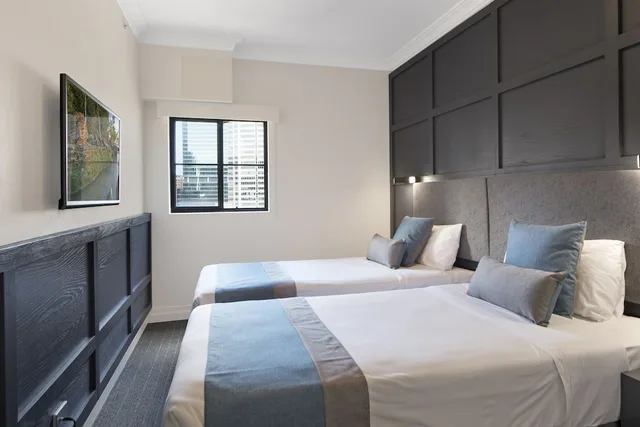 غرفة تنفيذية بسرير كوين بـ3 غرف نوم، YEHS Hotel Sydney Harbour Suites 1/5