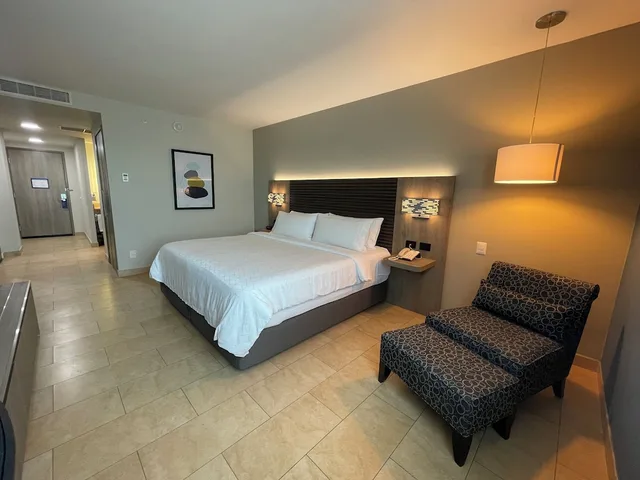 غرفة قياسية بسرير كينج، Holiday Inn Express Merida 5/10