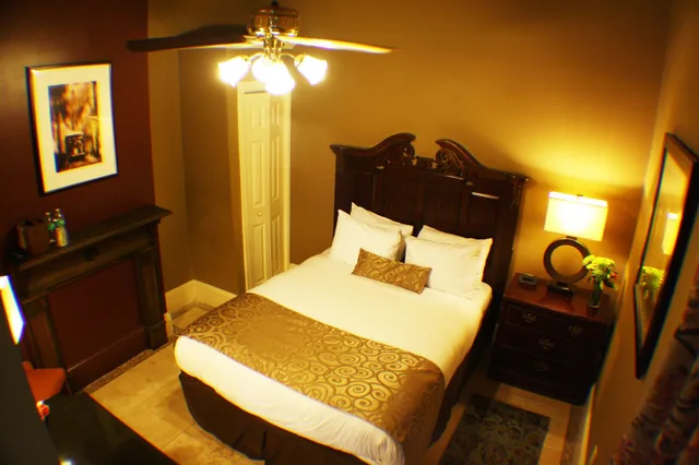 غرفة ديلوكس بسرير كوين، Historic Streetcar Inn 2/10
