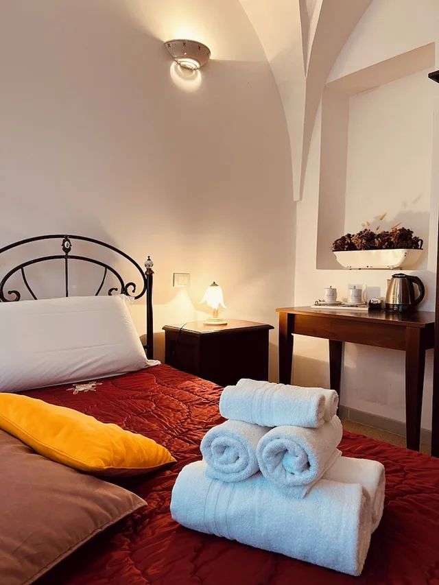 Superior, Queen Bed, Residence Villa Raffaella 2/10