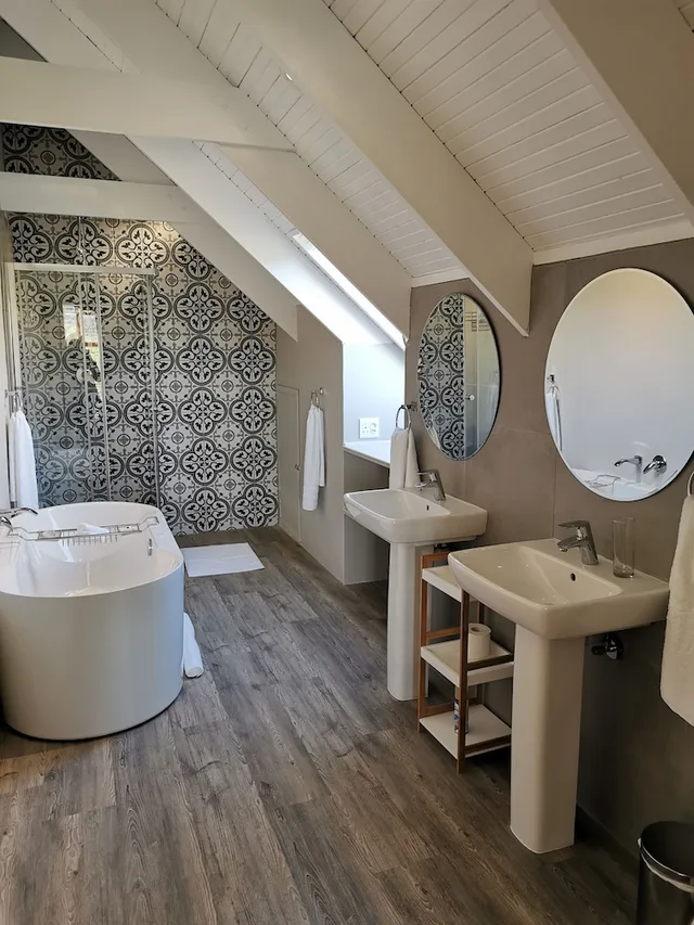 لوفت كومفورت بسرير كينج، Zorgvliet Country Lodge 1/2
