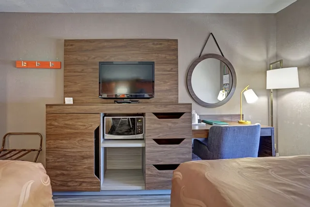 غرفة قياسية بسريرين كوين، Quality Inn Pierre-Fort Pierre 4/6