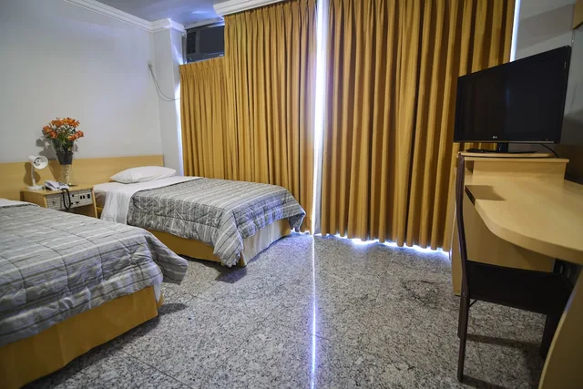 غرفة قياسية بسريرين منفصلين، Like U Hotel Brasilia 2/5
