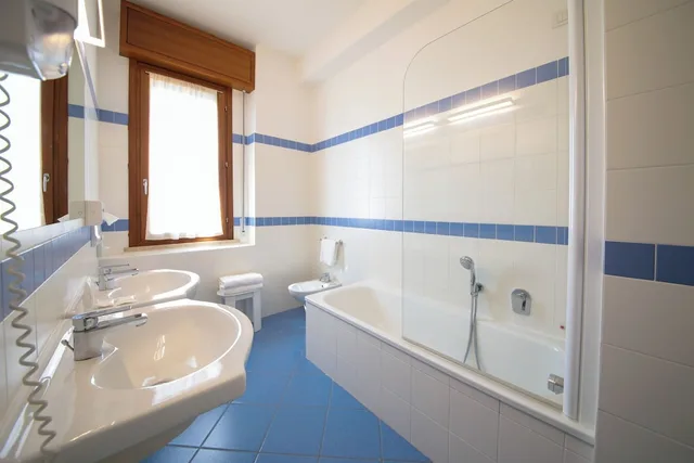 غرفة قياسية بسريرين منفصلين، B&B HOTEL Mantova Cristallo 4/5