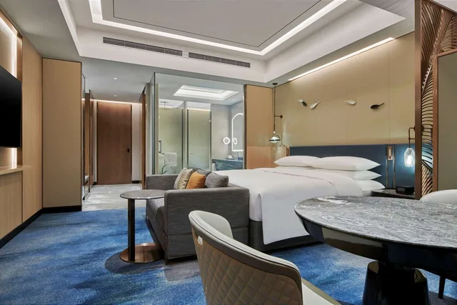 غرفة تنفيذية بسرير كينج مع دخول الصالة، Hilton Yancheng 1/2