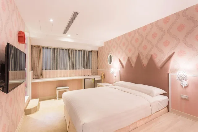 غرفة قياسية بسرير مزدوج، Rf Hotel Sanchong 1/5