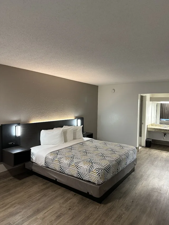 غرفة قياسية بسرير كينج، Motel6 Pooler, GA - Savannah Airport 2/10