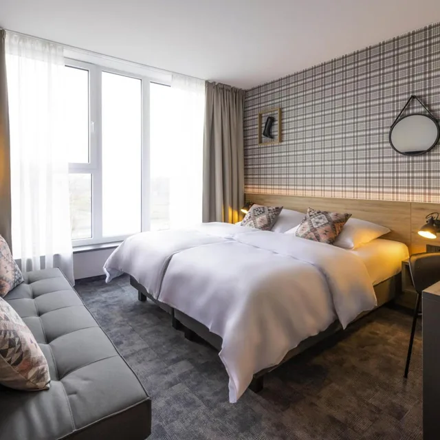 غرفة عائلية مع أريكة، Ibis Styles Vechta 3/8