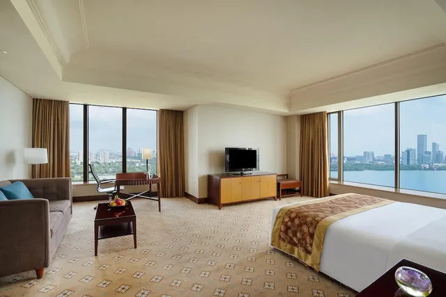 جناح تنفيذي بسرير كينج بإطلالة على البحيرة، KEMPINSKI HOTEL SUZHOU 3/5