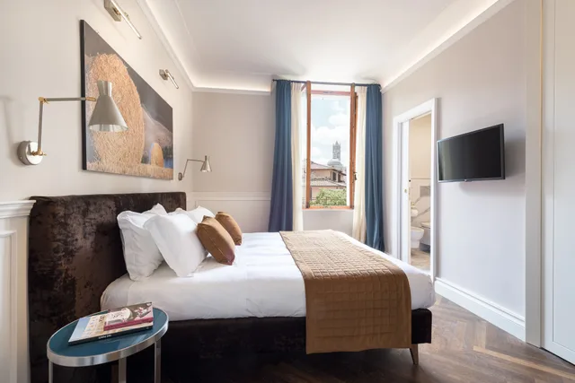 Design, Queen Bed، Chiusarelli 8/10