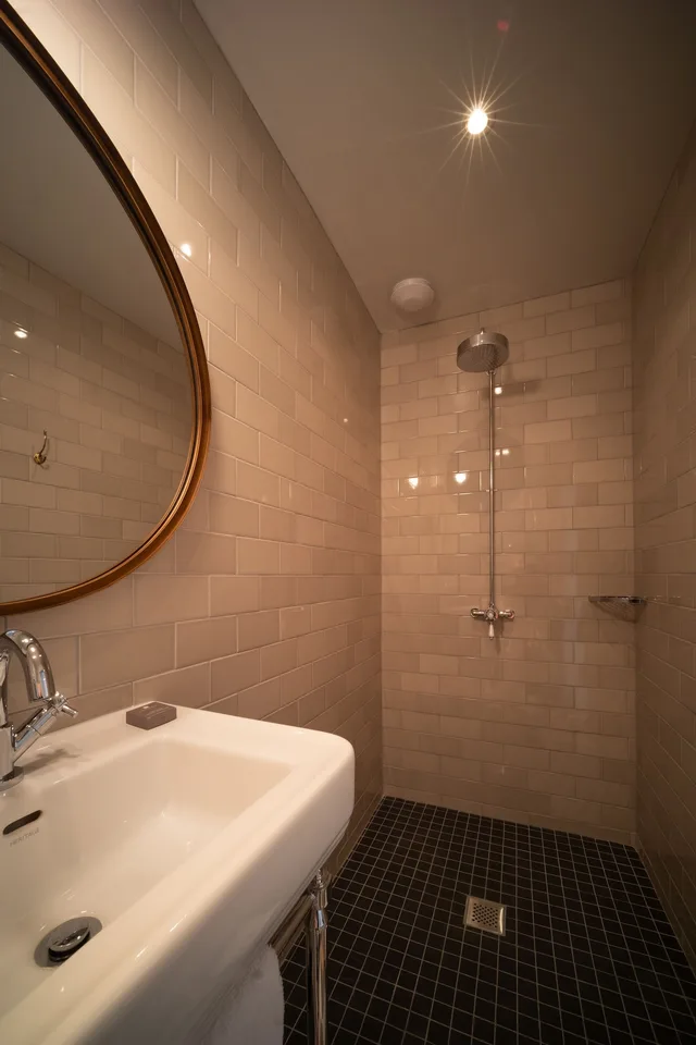 Comfy, King Bed، Eleven Didsbury Park 4/8