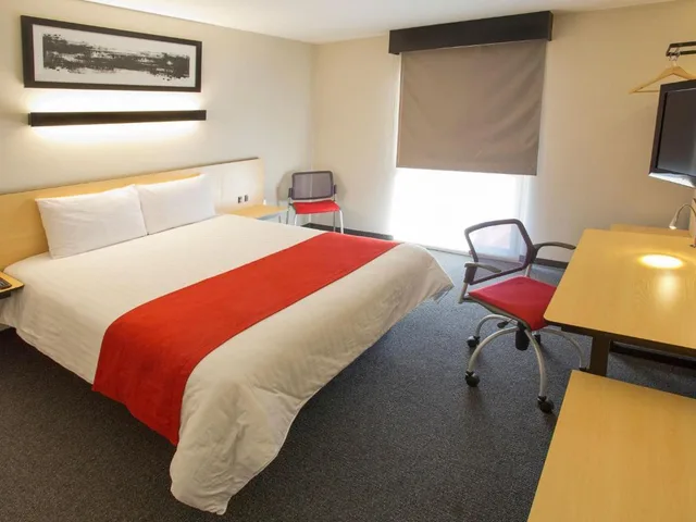 غرفة سوبيريور بسرير كوين مع أريكة، City Express By Marriott Oaxaca 5/8