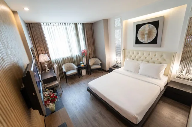 Executive, Double Bed, City View, A Em Hotel 8a Thai Van Lung 2/4