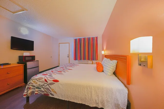 غرفة بسرير كينج، Budget Inn Gladstone By OYO - Portland/Clackamas 7/9
