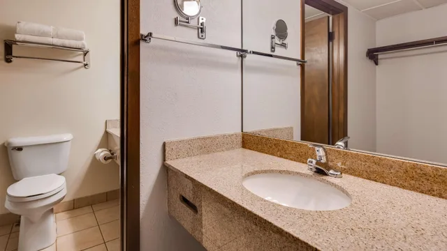 غرفة قياسية، Best Western Angus Inn 7/9