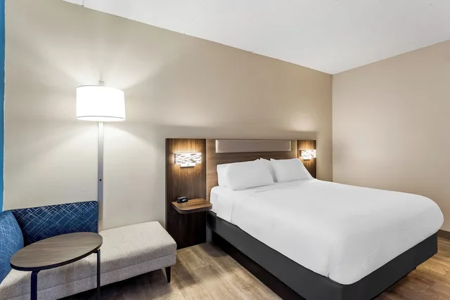 Standard, Single Bed, Holiday Inn Express Hotel And Suites Charleston Southridge 10/10
