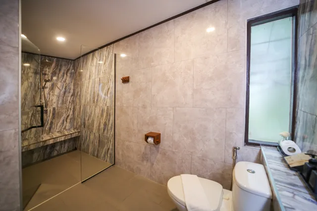 Deluxe, Double or Twin Bed, Sand Sea Resort Railay Beach 6/6