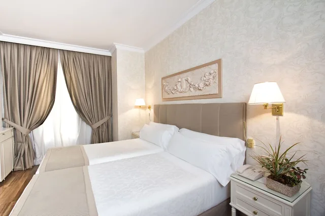 غرفة سوبيريور بسرير مزدوج، Hotel Atlantico Madrid 5/10