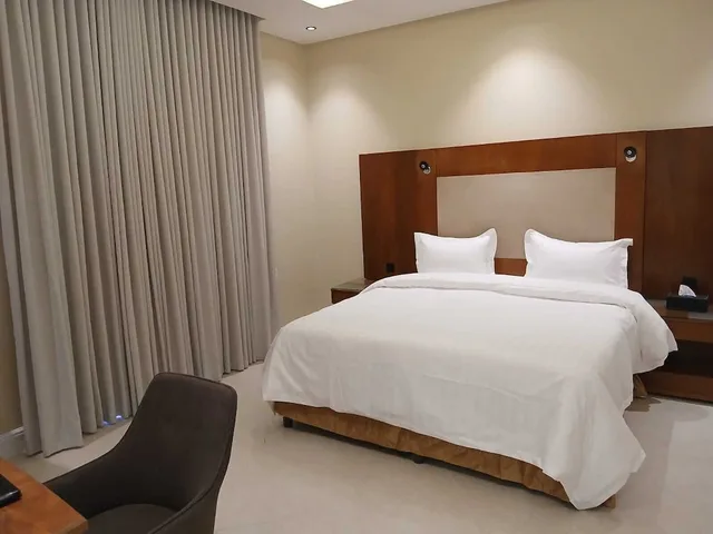 غرفة قياسية بسرير كوين، رؤوم ان شقراء(Raoum Inn Shaqra) 10/10